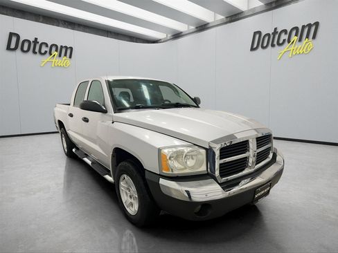 Used 2005 Dodge Dakota SLT w/ Trailer Tow Group image 17