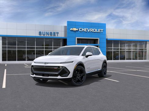 New 2025 Chevrolet Equinox EV RS image 8