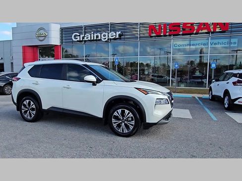 Used 2023 Nissan Rogue SV w/ SV Premium B Package image 37