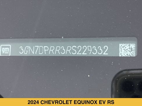 Certified 2024 Chevrolet Equinox EV RS AWD/4WD image 14