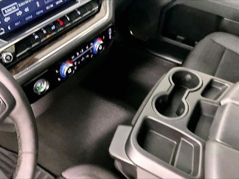 Certified 2024 GMC Sierra 1500 Elevation w/ X31 Off-Road Package AWD/4WD image 16