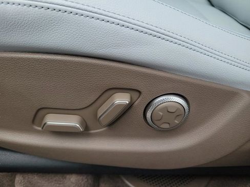 New 2026 Genesis GV70 2.5T Advanced image 14