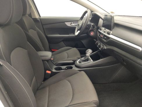Used 2023 Kia Forte LXS FWD image 21