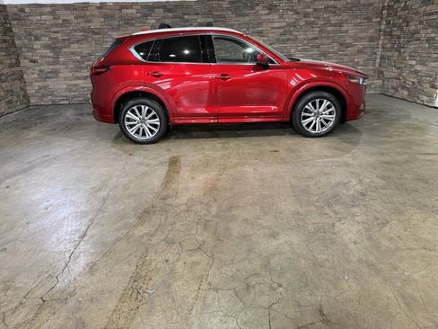 Used 2023 MAZDA CX-5 Signature image 4