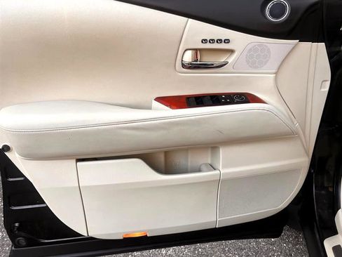 Used 2011 Lexus RX 350 FWD w/ Premium Pkg image 29