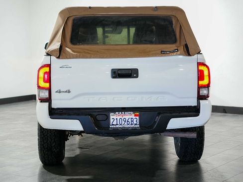 Used 2020 Toyota Tacoma SR image 4