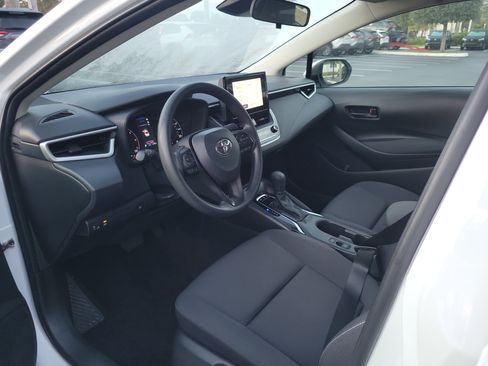 Used 2023 Toyota Corolla SE image 19