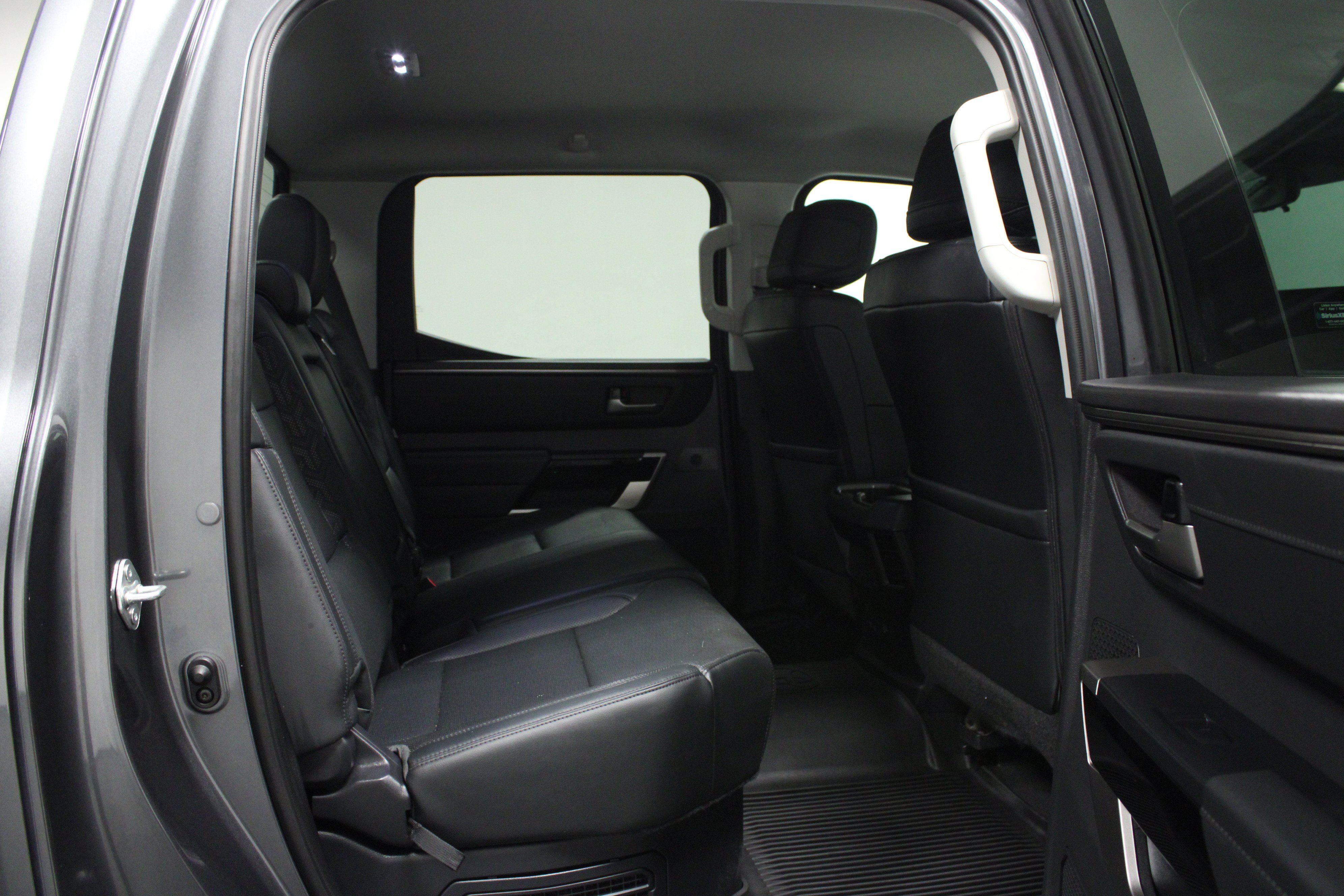 Used 2024 Toyota Tundra Limited AWD/4WD image 15