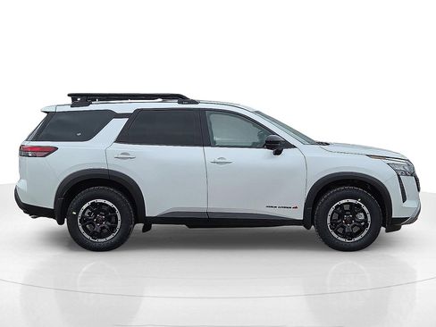New 2026 Nissan Pathfinder Rock Creek image 6