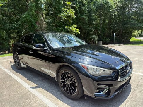 Used 2019 INFINITI Q50 Luxe RWD image 3