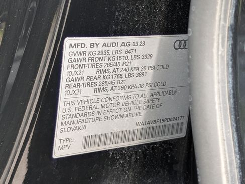 Used 2023 Audi Q8 Premium AWD/4WD image 39