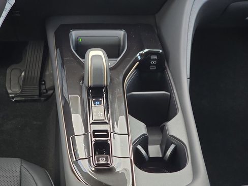 New 2026 Toyota Crown Platinum image 24