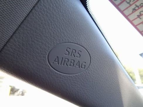 Used 2024 Toyota Camry SE image 36