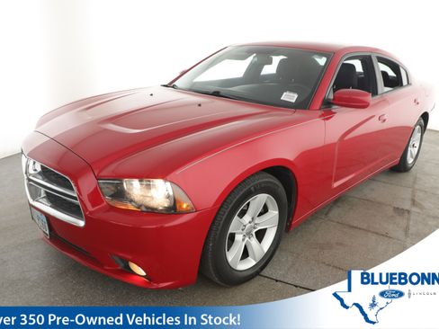 Used 2012 Dodge Charger SXT image 1