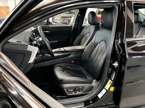 Used 2021 Toyota Avalon XLE w/ Moonroof Package image 21