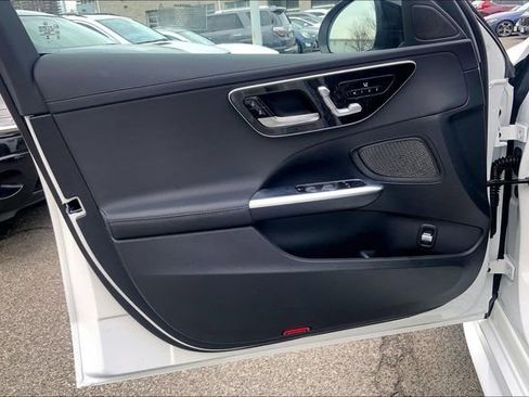 Used 2025 Mercedes-Benz C 300 4MATIC Sedan image 18