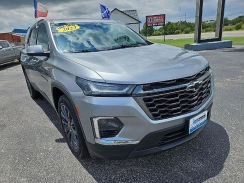 Used 2023 Chevrolet Traverse RS FWD image 11