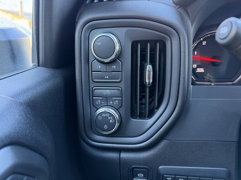 New 2025 GMC Sierra 2500 Pro w/ Convenience Package image 12