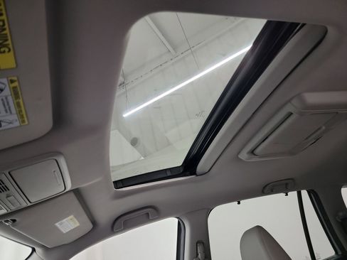 Used 2016 Honda Pilot EX-L image 24