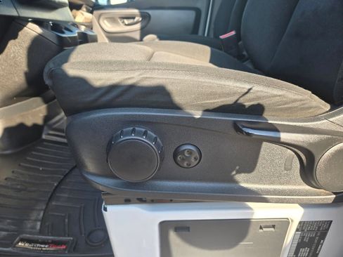 Used 2019 Mercedes-Benz Sprinter 4x4 170 image 15