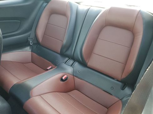 Used 2017 Ford Mustang Premium image 23