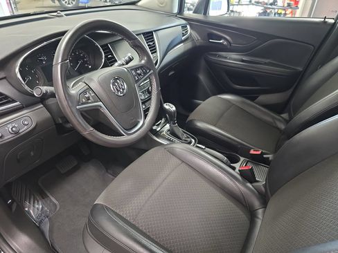 Used 2019 Buick Encore Sport Touring w/ Safety Package FWD image 15