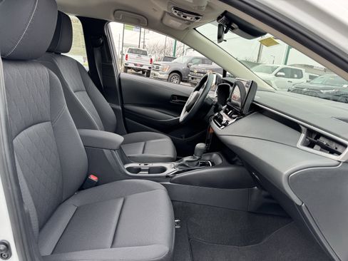 Used 2024 Toyota Corolla LE image 34