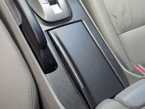 Used 2012 Honda Accord EX-L image 27