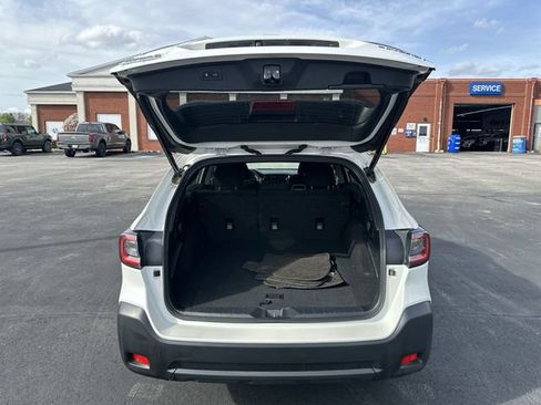Used 2024 Subaru Outback Premium AWD/4WD image 21
