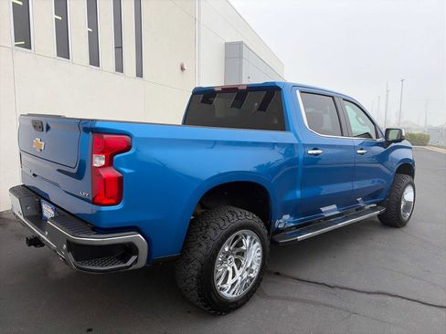 Used 2022 Chevrolet Silverado 1500 LTZ image 5