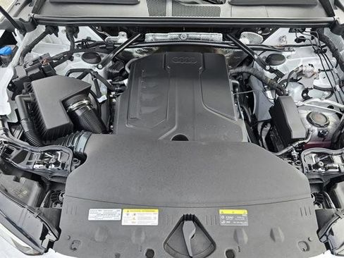 New 2025 Audi Q5 Premium Plus image 32