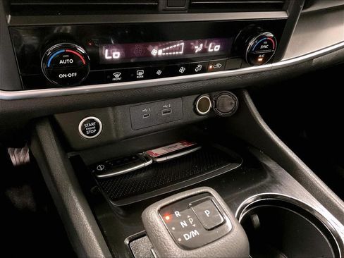 Certified 2023 Nissan Rogue SV AWD/4WD image 25