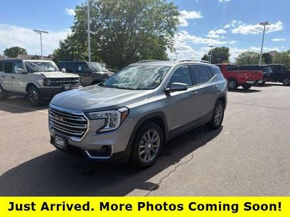 Used 2024 GMC Terrain SLT