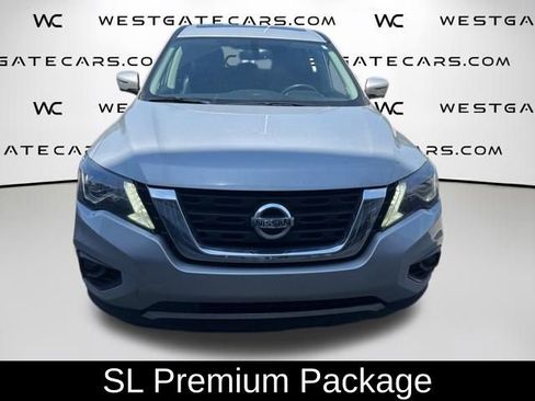 Used 2017 Nissan Pathfinder SL w/ SL Premium Package image 2