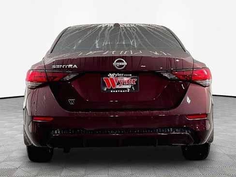Used 2025 Nissan Sentra SV FWD image 5