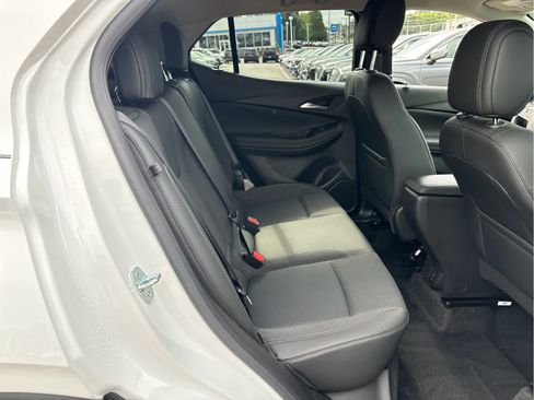 Certified 2024 Buick Encore GX Preferred FWD image 24