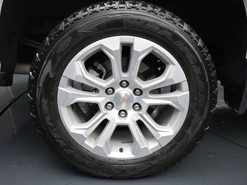 Used 2023 Chevrolet Silverado 1500 LTZ AWD/4WD image 9
