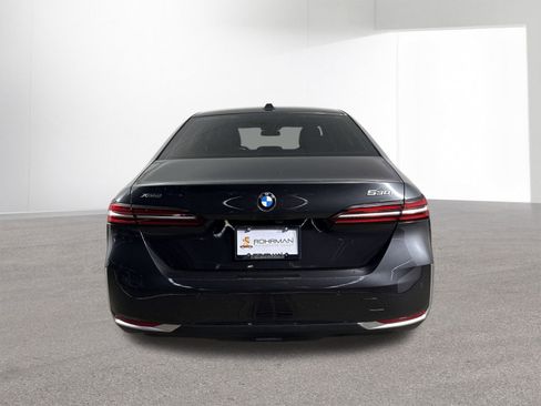 Used 2025 BMW 530i xDrive image 31