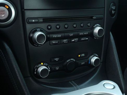 Used 2014 Nissan 370Z Touring w/ Navigation Package RWD image 19
