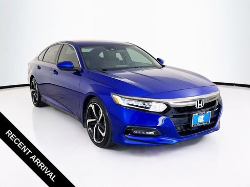 Used 2018 Honda Accord Sport image 1
