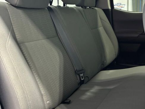 Used 2019 Toyota Tacoma SR5 AWD/4WD image 44