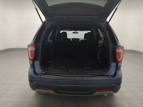 Used 2019 Ford Explorer XLT AWD/4WD image 29