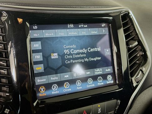 Used 2022 Jeep Cherokee Limited image 19