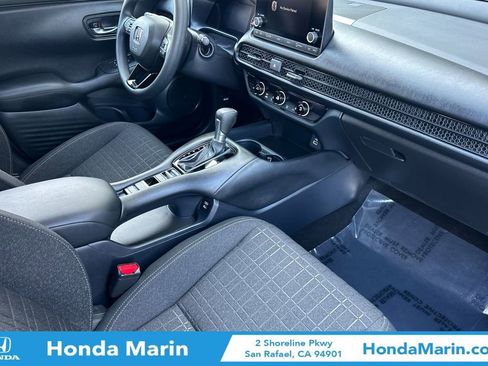 Used 2024 Honda HR-V LX image 19
