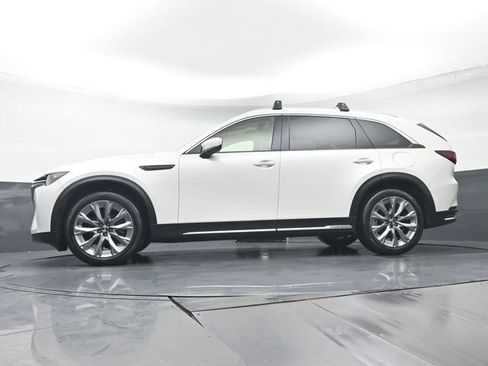 Certified 2024 MAZDA CX-90 3.3 Turbo w/ Premium Plus Pkg image 33