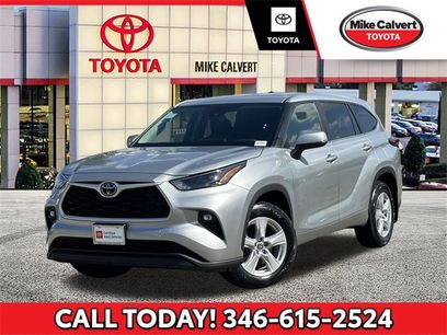 Certified 2024 Toyota Highlander LE