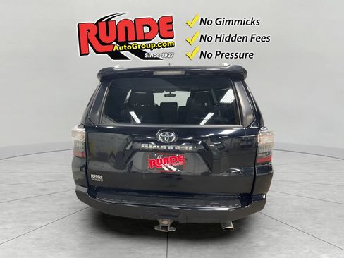 Used 2018 Toyota 4Runner SR5 Premium AWD/4WD image 4
