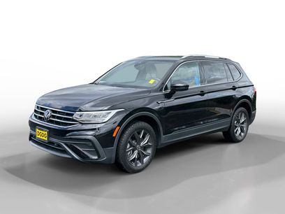 Certified 2023 Volkswagen Tiguan SE w/ Panoramic Sunroof Package