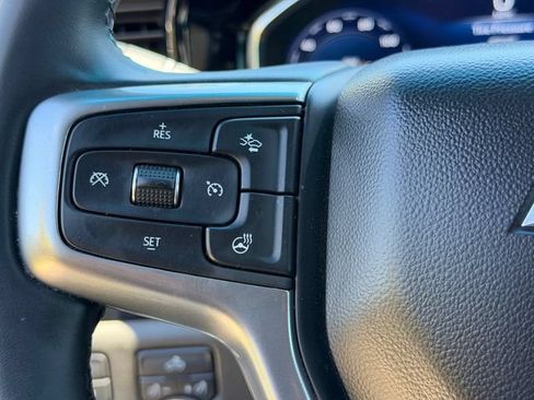 Used 2024 Chevrolet Silverado 1500 LT AWD/4WD image 11