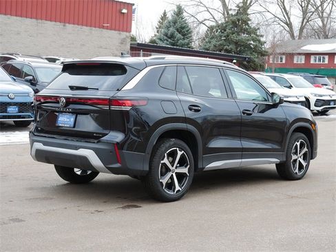 New 2026 Volkswagen Tiguan SE image 2